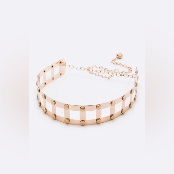 Gold Chunky Metal Chain Adjustable Waist Statement Belt - Picture 2 of 3